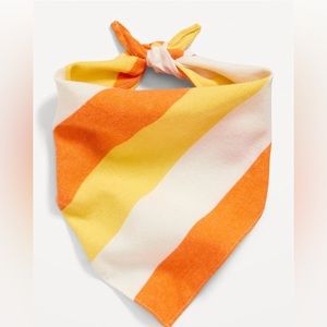 Old Navy Halloween Print Candy Corn Pet Bandana Size L-XL NWT
